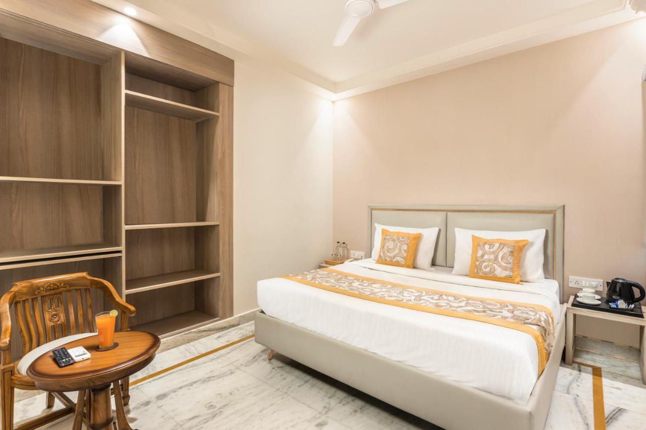 Hotel Star By Star Group- Near Delhi Airport New Delhi Eksteriør billede