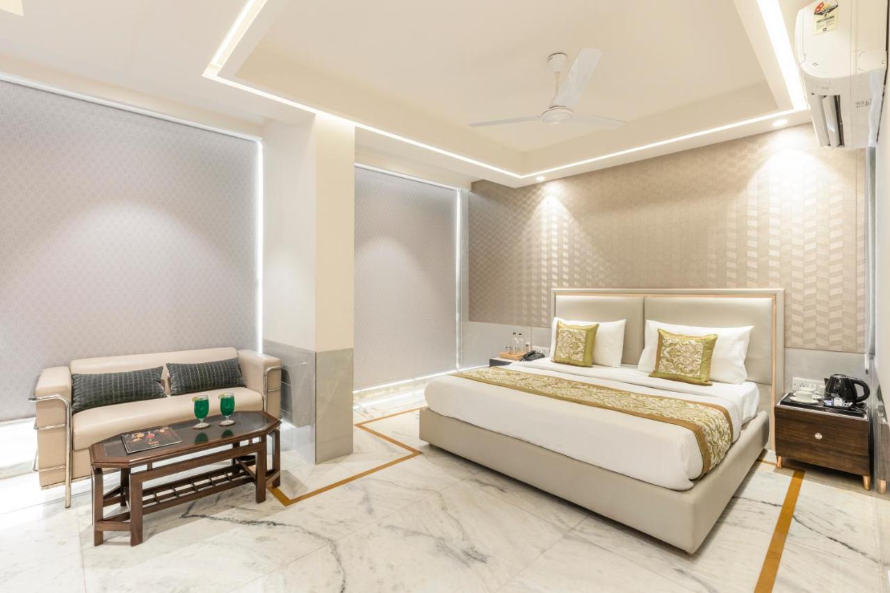 Hotel Star By Star Group- Near Delhi Airport New Delhi Eksteriør billede