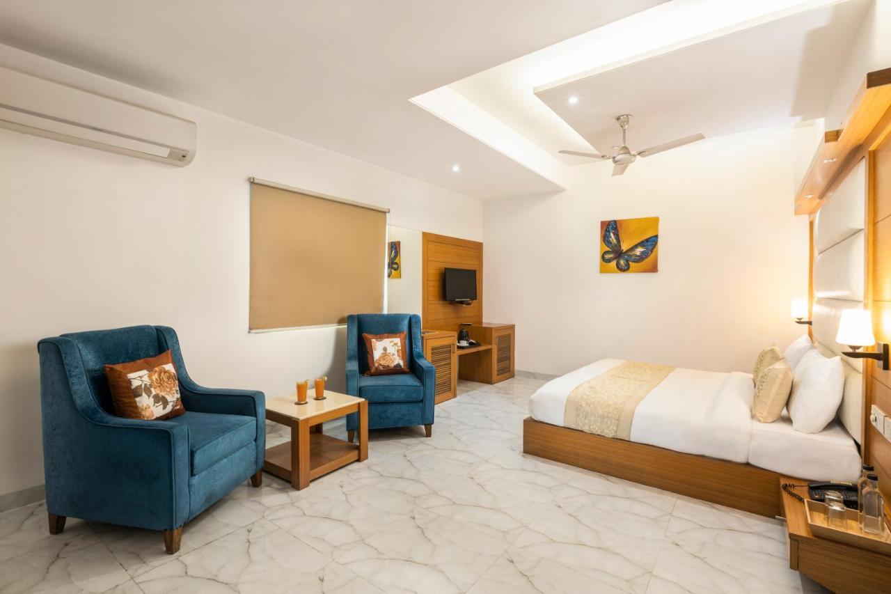 Hotel Star By Star Group- Near Delhi Airport New Delhi Eksteriør billede