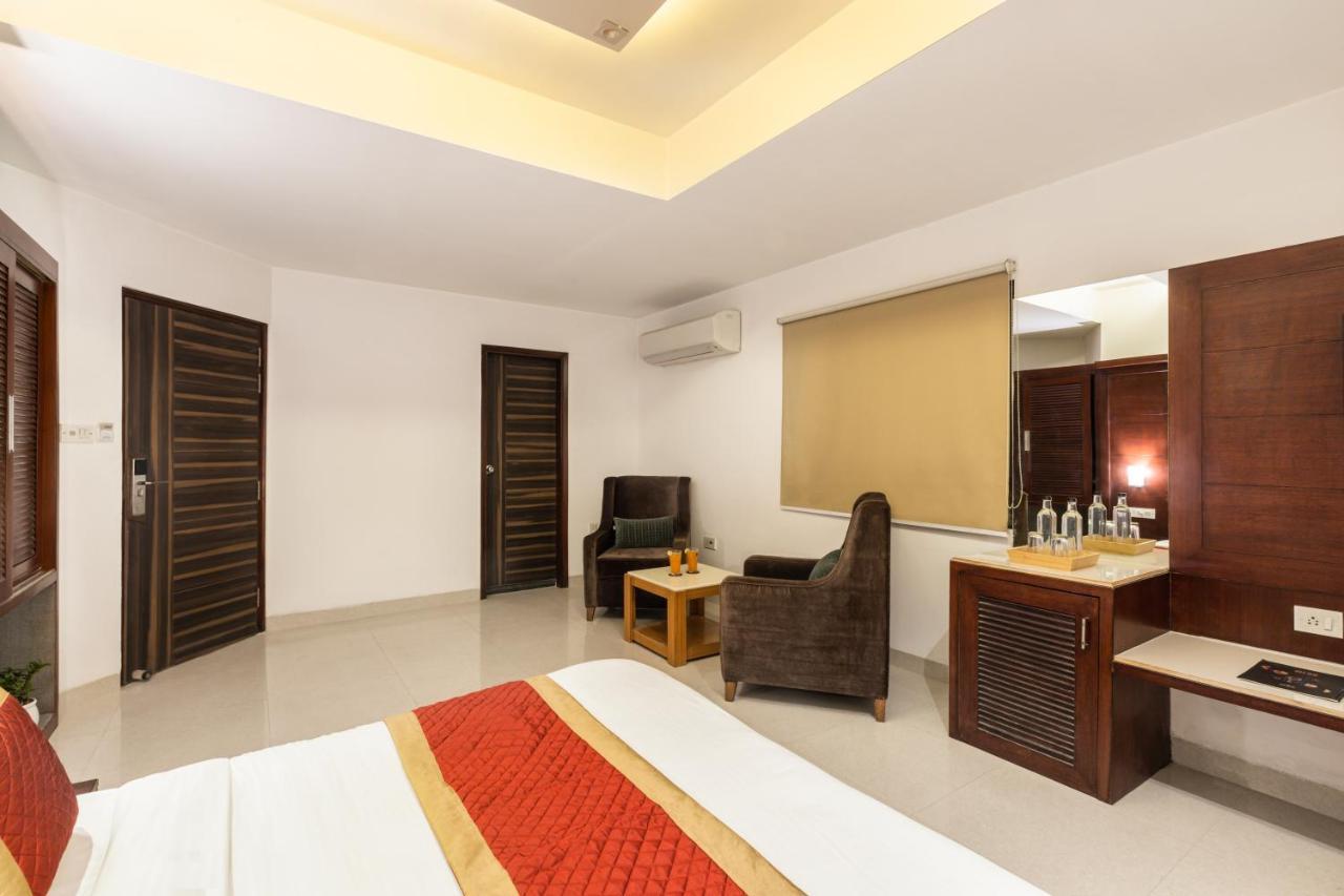 Hotel Star By Star Group- Near Delhi Airport New Delhi Eksteriør billede