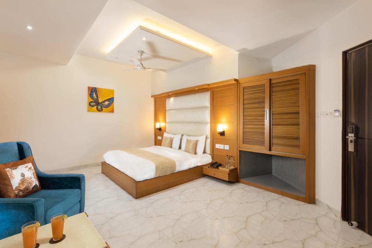 Hotel Star By Star Group- Near Delhi Airport New Delhi Eksteriør billede