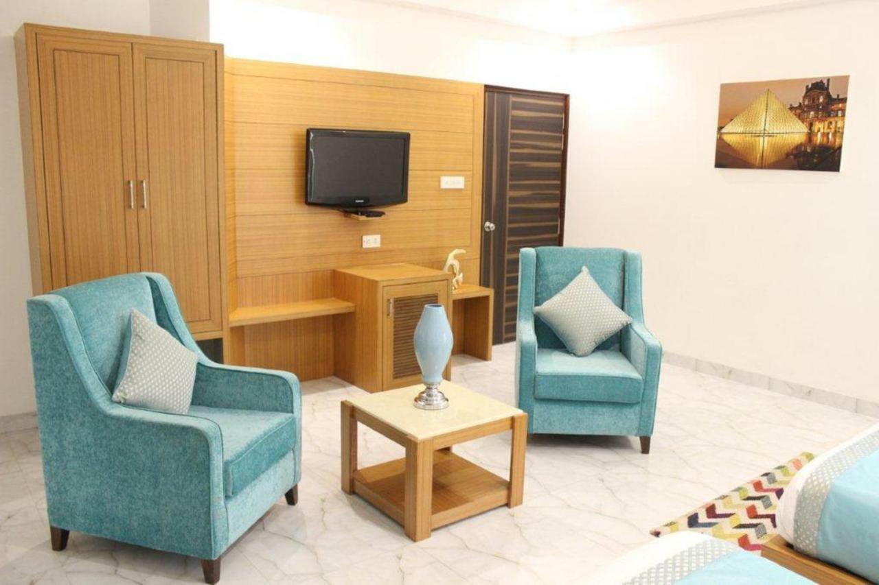 Hotel Star By Star Group- Near Delhi Airport New Delhi Eksteriør billede