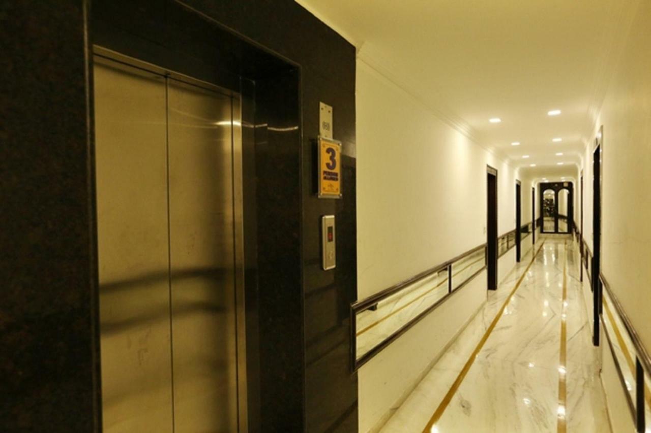 Hotel Star By Star Group- Near Delhi Airport New Delhi Eksteriør billede